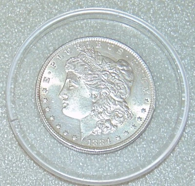 HERMOSO DÓLAR Morgan 1884 o $1 calificable 90% plata CARA INCREÍBLE *MONEDA RARA* Foto 1 de 3