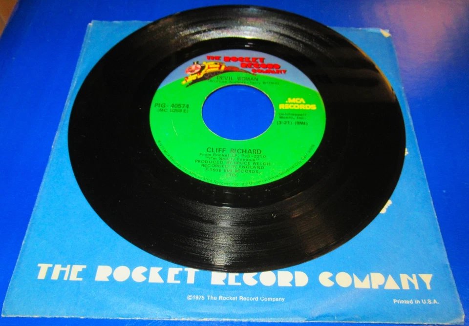 Cliff Richard, Devil Woman / Love on, (Shine On) - Image 1 of 1