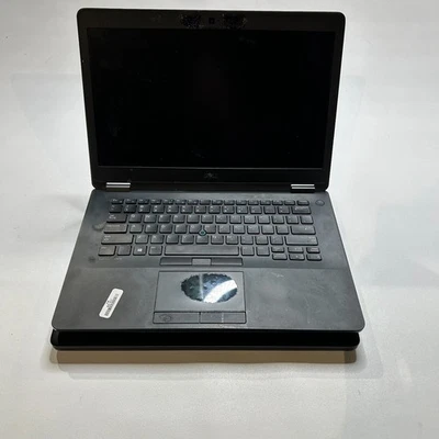 Dell Latitude E7470 i5-6200U @2.30GHz | SSD de 128GB | 8 RAM | Sem sistema operacional | Lote de 2 - Imagem 1 de 4