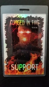 HELLYEAH / IN FLAMES ++ - ORIGINAL 2016 TOUR LAMINATE BACKSTAGE PASS - Picture 1 of 2