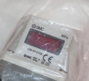 SMC LTV20-Z07-2-X13A HIGH PURITY REGULATOR - Picture 1 of 9