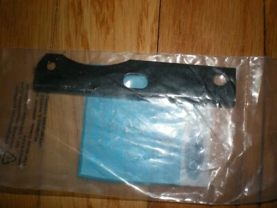 NOS 1983 - 1989 Ford F250 F350 6.9 7.3 Transmission Oil Cooler Mounting Bracket - Image 1 of 2