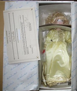 Danbury neuwertig The Story Book Puppensammlung ""Aschenputtel"" 11" Puppe mit Coa - Bild 1 von 3