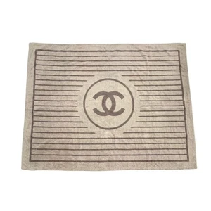 Chanel Coco Mark Strand Badetuch Decke braun Bordüre 143×111cm - Bild 1 von 8