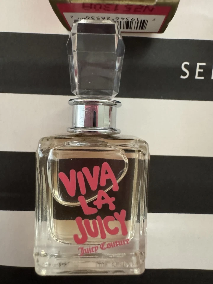 Viva La Juicy Parfum Mini Perfume Splash .17 OZ y Bolsa Sephora. Foto 1 de 4
