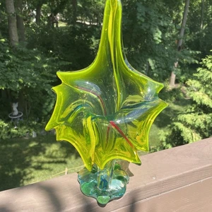 VTG Large 13.75”Hand Blown Art Glass Lily Shaped Vase in Yellow & Blue MURANO ? - Picture 1 of 13