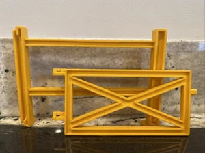 Vintage Sunshine Family Farm Barn Fence Post And Gate Lot Mattel 1976 - Picture 1 of 4