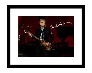 Paul McCartney 8x10 Autographed photo The Beatles in concert British Rock - Picture 1 of 2