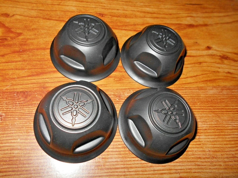 X 4, YAMAHA GRIZZLY 550 & 700 TAPACUBOS CENTRAL RUEDA DELANTERA, TRASERA, CUBIERTA TUERCA EJE Foto 1 de 1