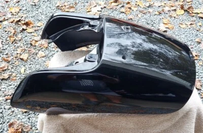 Para-lama traseiro Harley Davidson V Rod VRSCF Muscle VRSCF algum desgaste 59260-09DH - Imagem 1 de 4