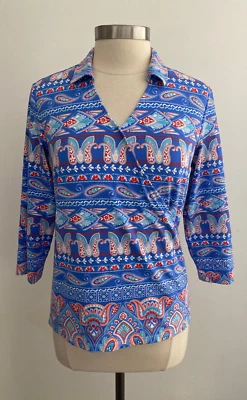 Top J. McLaughlin Azul Catalina Tela Estampado Paisley Simulado Envoltura Talla Grande Foto 1 de 4