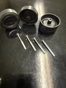 Maximum Velocity Pinewood Derby Wheels & Axles  by Derby Master - Photo 1 sur 8