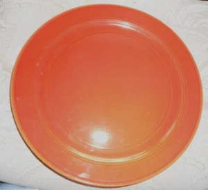 Vernon Kilns EARLY CALIFORNIA Orange Plate Authentic California Pottery U.S.A. - Picture 1 of 3