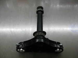 2020 Moto Guzzi V7 III Special Lower Bottom Triple Tree Fork Shock Clamp OEM - Picture 1 of 6