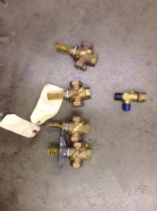 Belimo 1724 KPa Valve? Henry Valve 527? - Picture 1 of 9