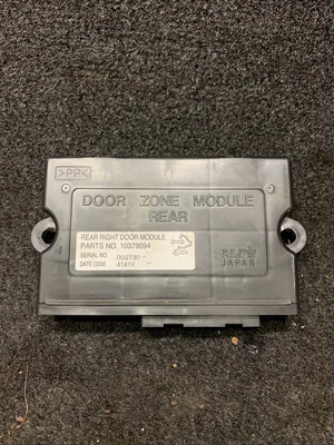 Módulo de puerta lateral derecha del pasajero Cadillac Sts 2005-2011 10379094 OEM Foto 1 de 2