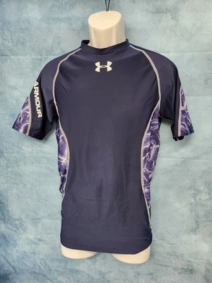 Lot of 3 Under Armour Heat Gear compression adult Large athletic wear shirts - Image 1 of 4