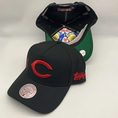 Gorra Mitchell & Ness x Topps Cincinnati Reds marco en A profesional pellizco Snapback negra Foto 1 de 4