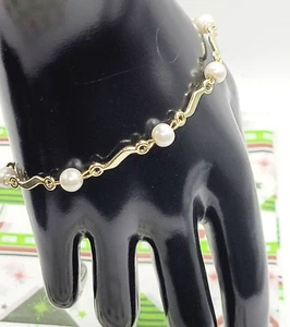 Modernist Gold Tone Geometric Link & Faux Pearl Vtg Station Bracelet 7 In w Ext - Picture 1 of 24