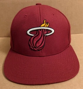 Miami Heat NBA Mitchell & Ness Burgundy Baseball Mütze Cap Snapback Acryl/Wolle - Bild 1 von 9