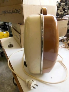 Alter Heizlüfter Ventilator Lüfter H 49 cm Zwei Farbig Herstellermarke 9360B   - Bild 1 von 1