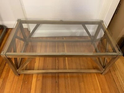 Mesa de centro y auxiliar industrial rústica de vidrio y madera Foto 1 de 4