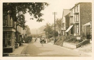 ECHTFOTO-POSTKARTE VON DOLECOED ROAD, LLANWRTYD WELLS, BRECKNOCKSHIRE, WALES - Bild 1 von 2