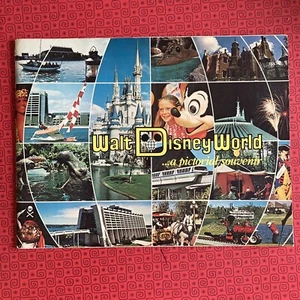 Walt Disney World... A Pictorial Souvenir Florida Themepark Booklet C. 77 to 82 - Picture 1 of 7