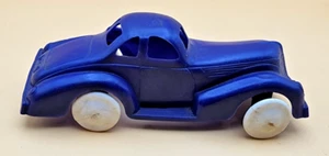 Cupé azul vintage Lapin 4" años 40. Funciona bien con camiones portacoches de tamaño mediano - Imagen 1 de 4