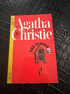1965 AGATHA CHRISTIE vintage paperback book (NICE) THE CLOCKS - Imagen 1 de 1
