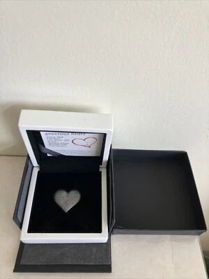 2018 Palau Silver 1 Oz Coin Precious Heart Antique-Finish With Box/COA. - Image 1 of 4