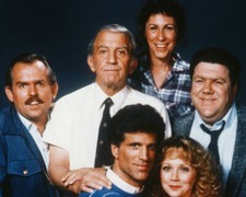 Ted Danson and Shelley Long and Nicholas Colasanto and George Wendt and John