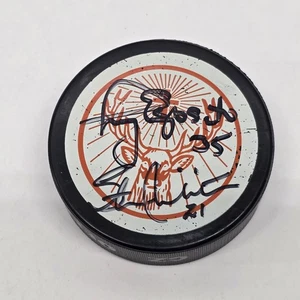NHL Jägermeister Hockey Puck signiert von Stan Mikita (21) & Tony Esposito (35) - Bild 1 von 2