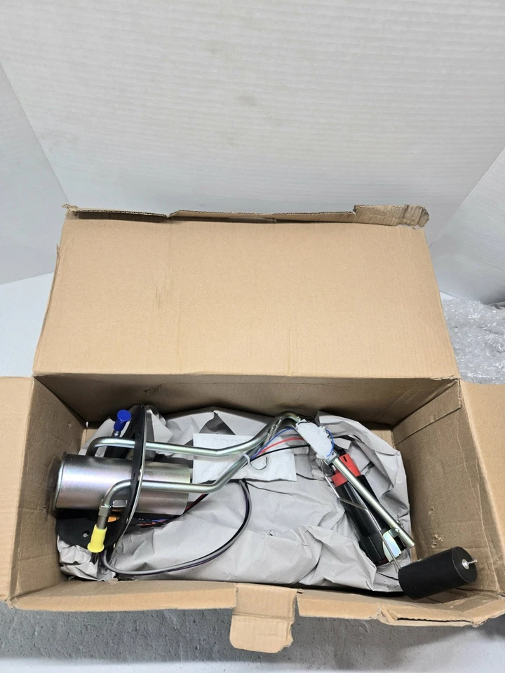 Para 1989-1996 Chevrolet Corvette 5.7L conjunto de módulo de bomba de combustível com unidade de envio - Imagem 1 de 4