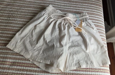 Pantalones Cortos Kona Sol Pull-On Cubre Mujer Pequeños Cintura Elástica Crema Nuevos con Etiquetas Forrados Foto 1 de 4