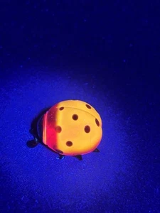 Rare Hand Blown Glass Miniature Funny Ladybug Cadmium Glass glow UV - Picture 1 of 14