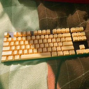 104pcs Universal Mechanical Keyboard Keycap PC Bakclit Key Cap Set (Yellow) FR - Photo 1/12