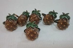 6 Brass Pineapple Napkin Rings Set of 6 Glazed Painted with Crystals - Imagen 1 de 6