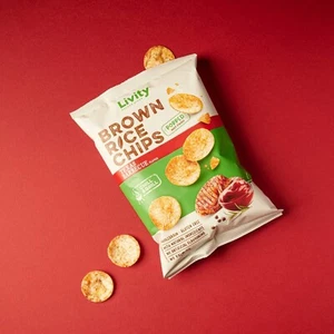Livity Brown RiceChips 60g Texas Barbecue Geschmack Glutenfrei Gesund Snack Lecker - Bild 1 von 2