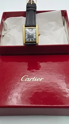Reloj mecánico Must de Cartier Tank oro 18ct sobre plata en caja de regalo Cartier. Foto 1 de 4
