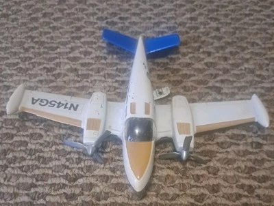 1977 VINTAGE HUBLEY GABRIEL WHEELS-UP SKY SKIPPER DIE-CAST V TAIL PROP AIRPLANE - Image 1 of 4
