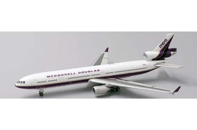LH4076 JC Wings MD-11 1/400 Modelo N211MD McDonnell Douglas Foto 1 de 1