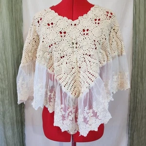 Victorian Trading Co. White Lace Creme Crochet Boho Poncho Wrap Vintage One Size - Picture 1 of 9
