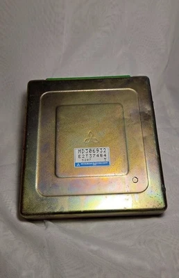 OEM 1995 MITSUBISHI MONTERO 3.0L V6 ECM ECU COMPUTER MD306932 - Image 1 of 4