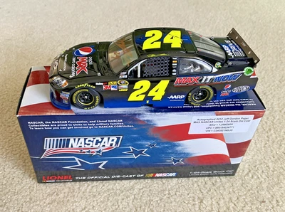 #24 Jeff Gordon Pepsi Max NASCAR UNITES 2012 1/24 CERTIFICADO DE AUTENTICIDAD Y HOLOGRAMA AUTOGRAFIADOS Foto 1 de 4