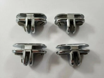 Lot of 4 Glass Cube Shelf 3 Way Chrome Connector Clip - Image 1 of 4