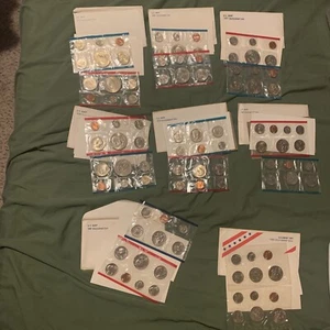 Stempelglanz US Mint Set Lot Jahre 1975, 1976, 1977, 1978, 1979, 1980, 1981, 84 - Bild 1 von 10