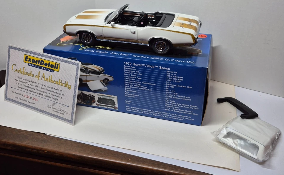 1972 Hurst Oldsmobile Linda Vaughn Signed Exact Detail Replicas 1:18 Diecast Car - Image 1 of 4