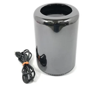 Apple Mac Pro A1481 Xeon E5-1650v2 500GB SSD 64GB RAM 2x D700 Monterey 2013 - Afbeelding 1 van 9