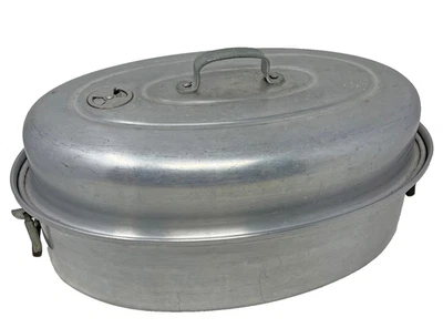 Vintage Mirro 877M Oval Aluminum Roasting Pan Roaster with Vented Lid and Rack - Image 1 of 4